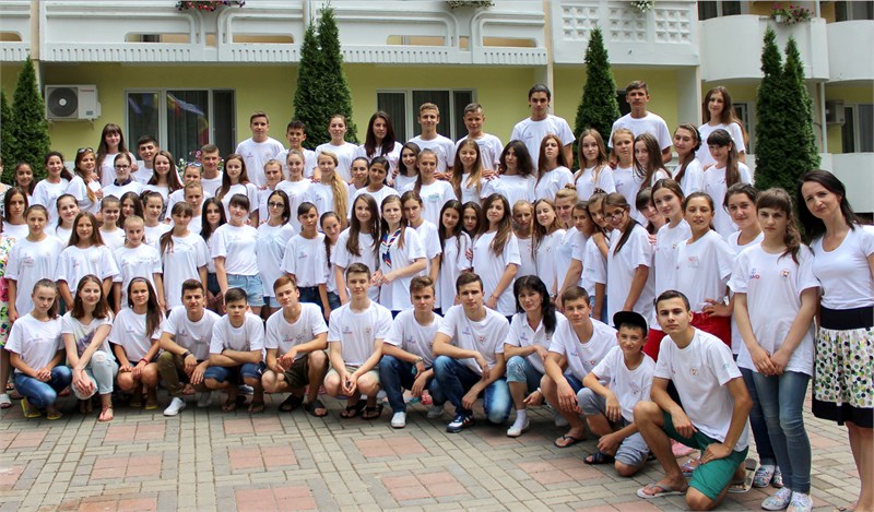 Summer school for the most active 200 children of Moldova
